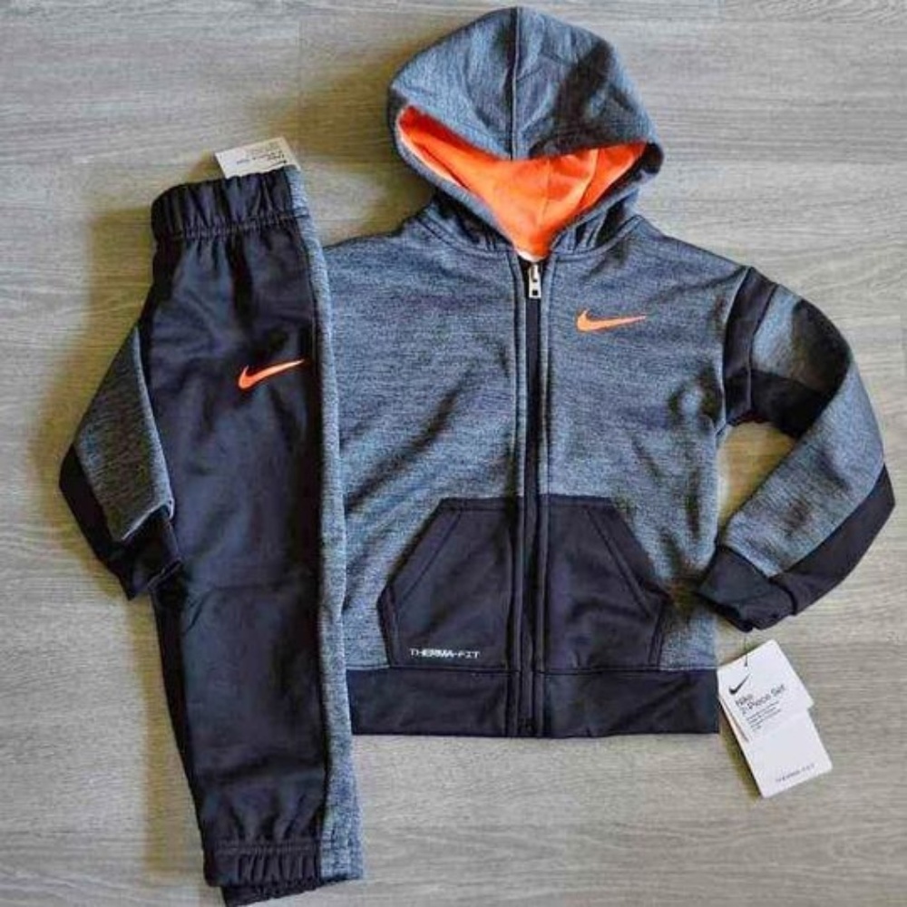 Boys Nike Jogger Set Size 3T NWT